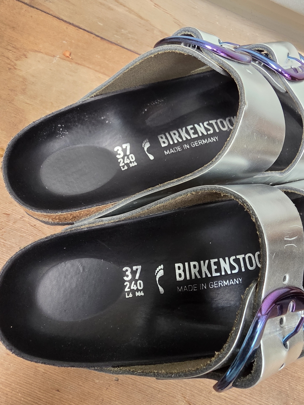 Birkenstock Arizona Metallic Silver Slide Sandals with Iridescent Buckles - Picture 3 of 7